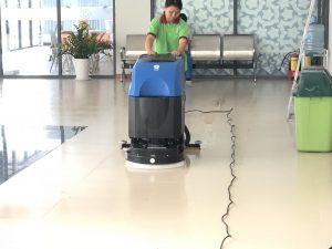 Nhân viên tạp vụ Gia Nguyễn